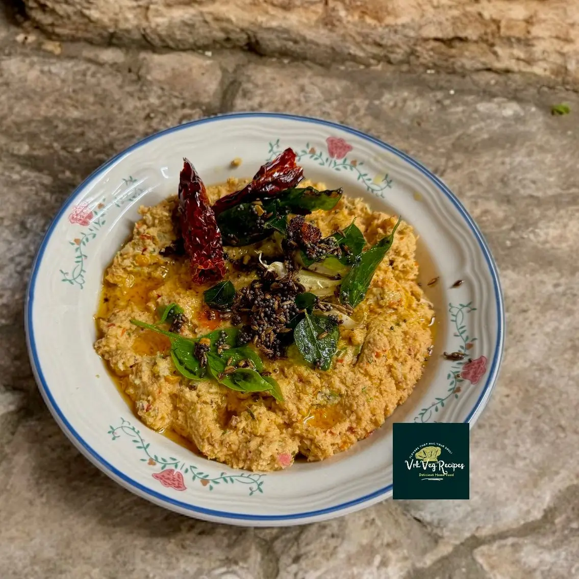 Spicy Vakaya Coconut Chutney with Tomato Spicy chutney made with vakaya, coconut, tomato, and garlic – perfect South Indian side for rice, dosa, or idli with traditional tempering.