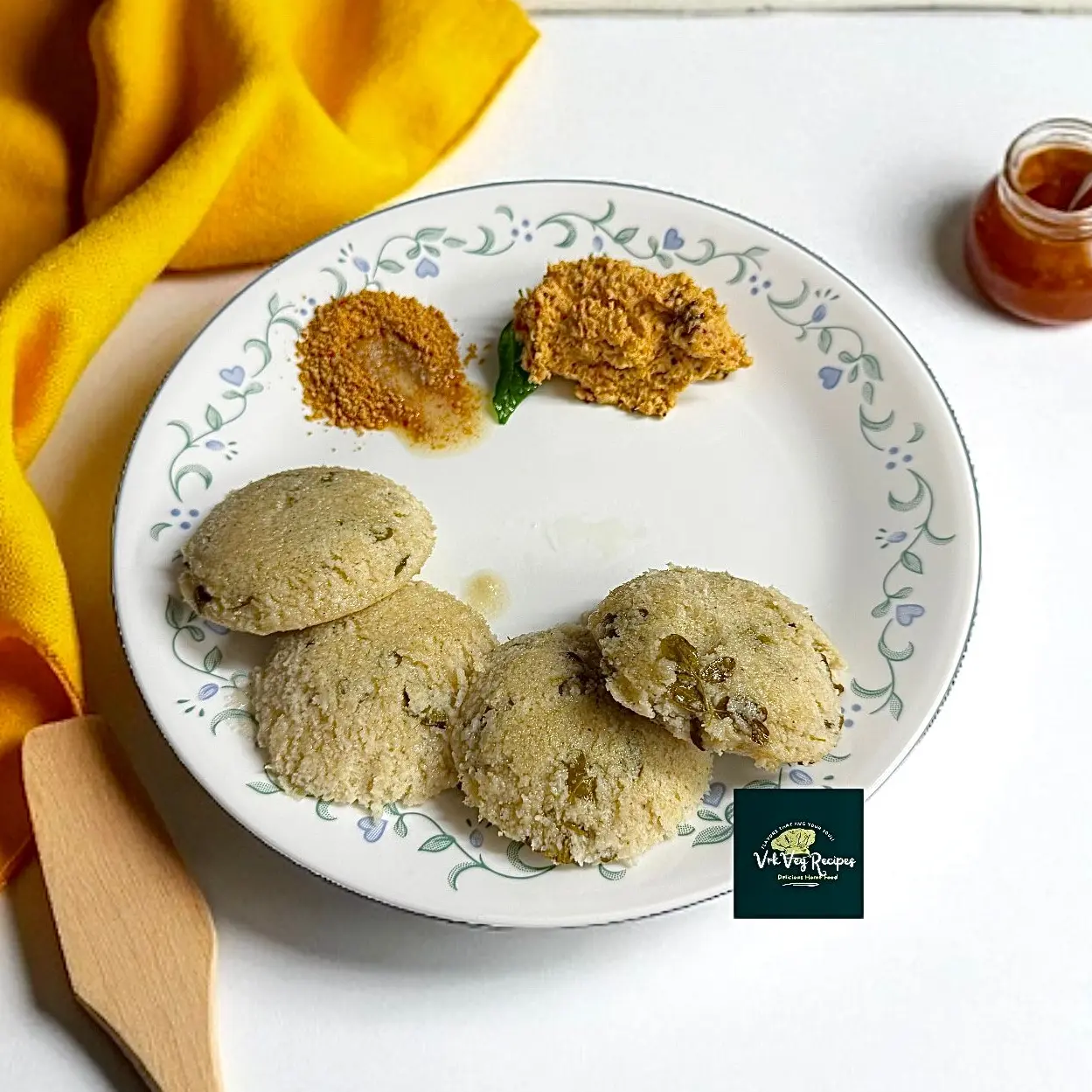 Soft and fluffy Moringa Jowar Idlis served with coconut chutney, a healthy twist on the classic South Indian breakfast