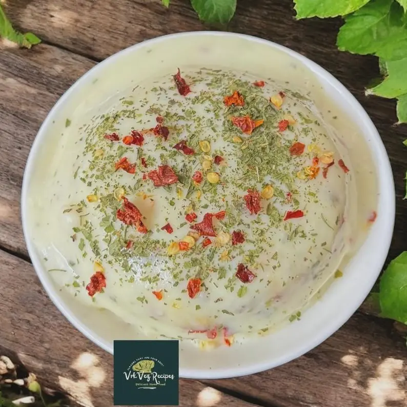 Fresh Veg Sauces, Dips & Dressings Flavor-packed vegetarian sauces, dips, and dressings made from fresh herbs, spices, and wholesome ingredients