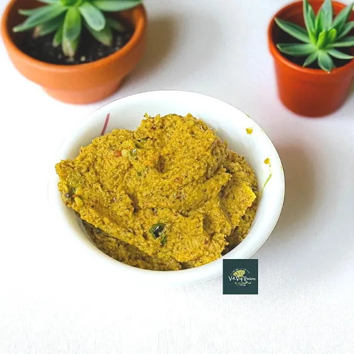 Zesty Amla Garlic Chutney featuring gooseberries, garlic, and coriander, a vitamin C–rich treat for Indian meals and snacks.