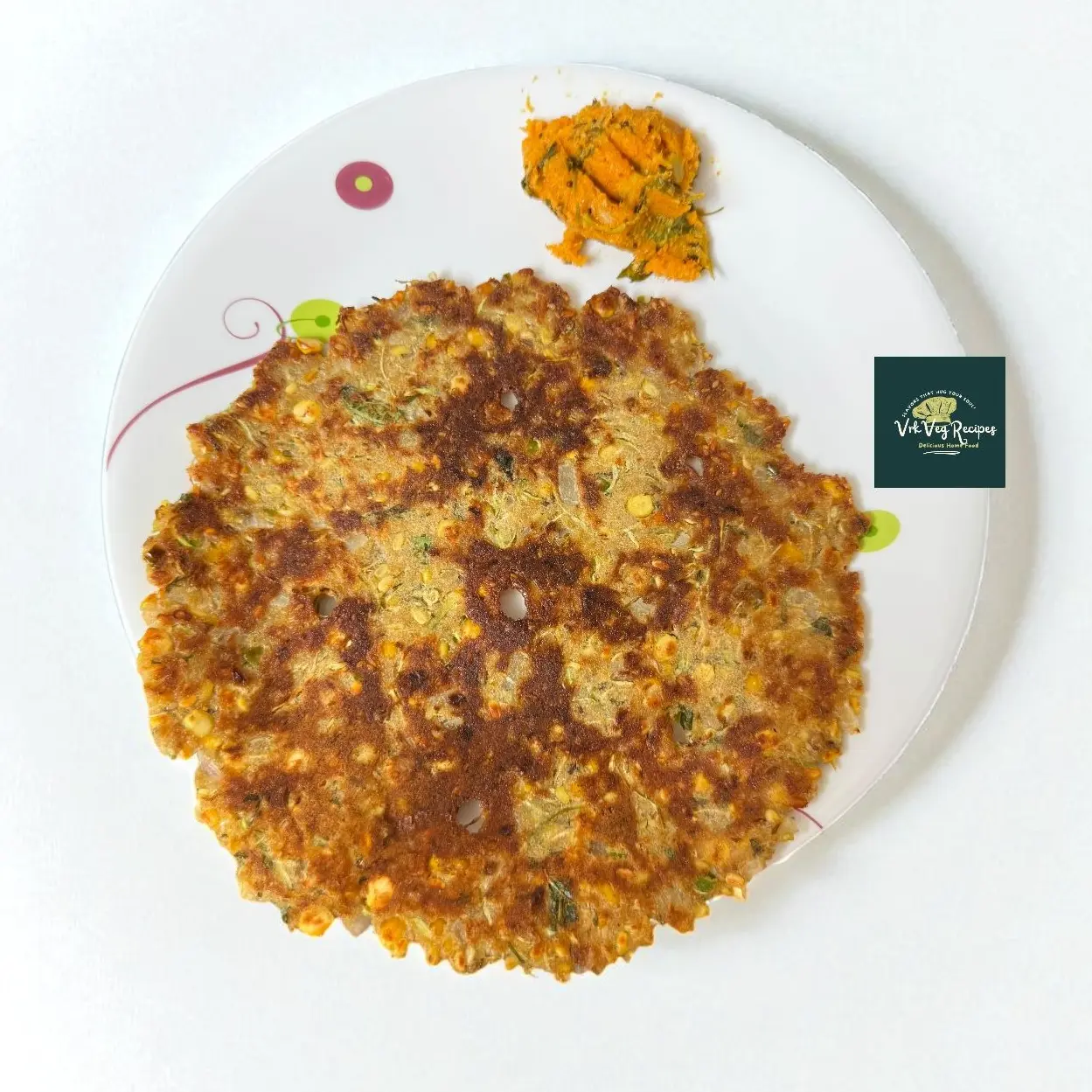 Rajgiri Bottle Gourd Thalipeeth on a plate, golden brown, crispy outside, soft inside, served with chutney, perfect healthy Indian breakfast.